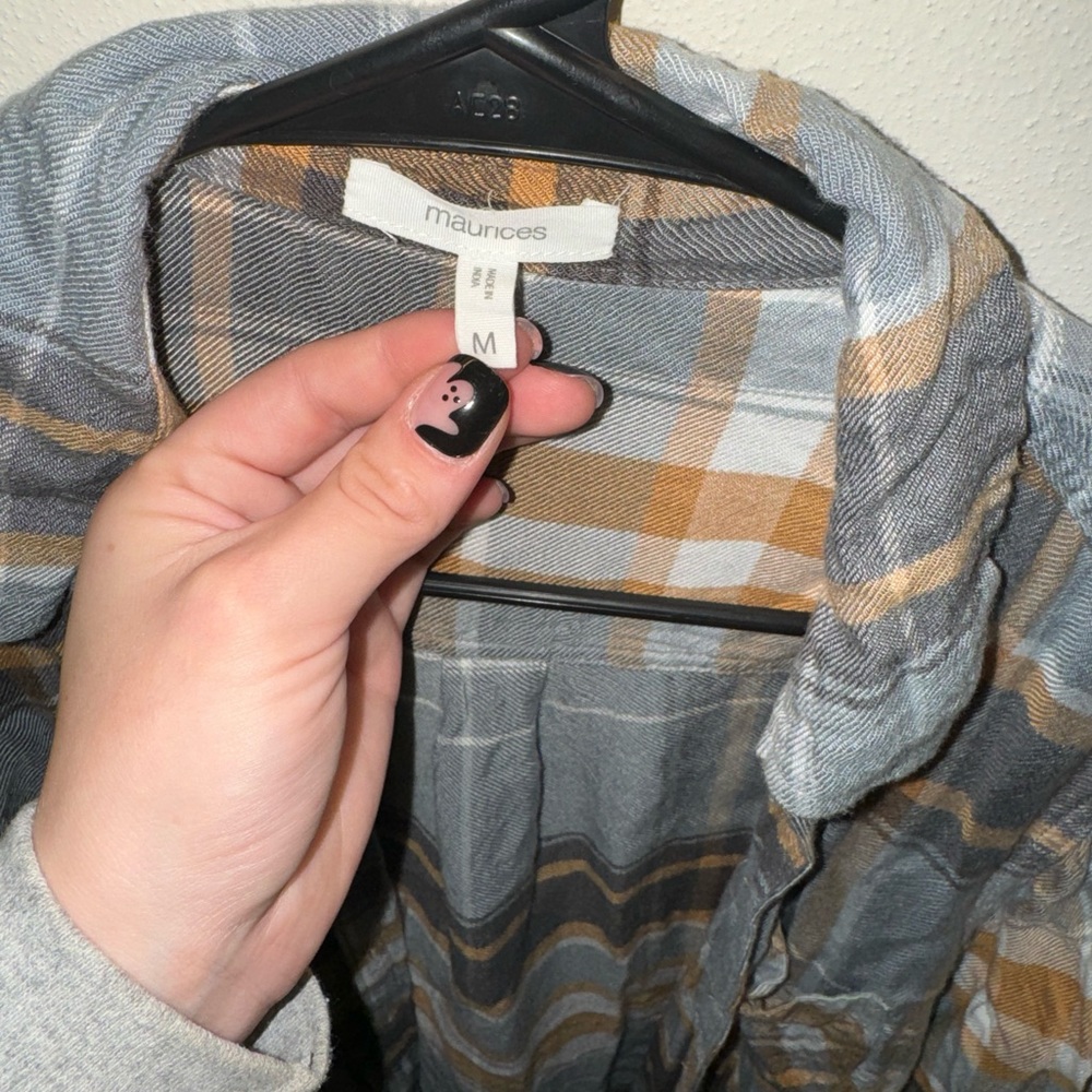Flannel - Picture 2 of 3